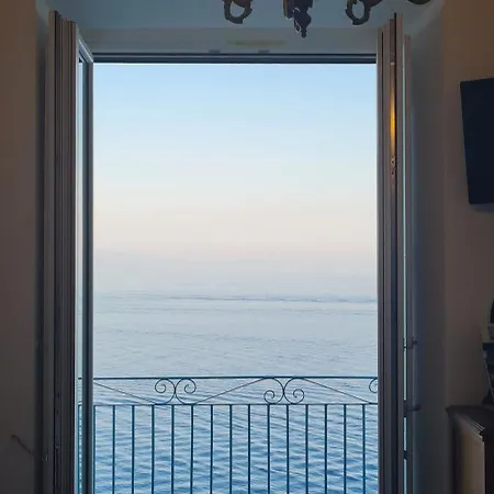 Casa Gargano Ravello Coast アマルフィ